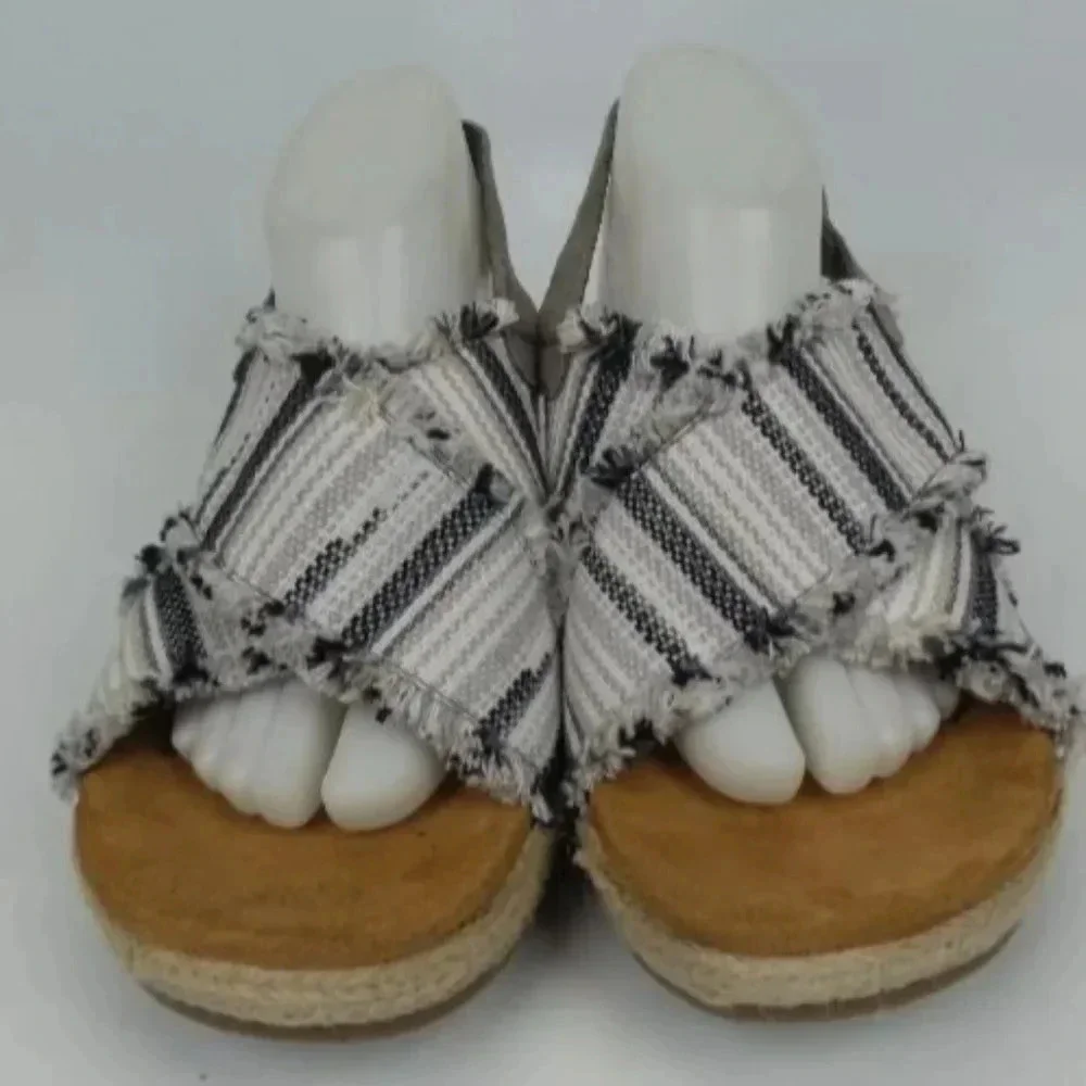 Minnetonka Multi Laredo Breeze Sandals Size 10